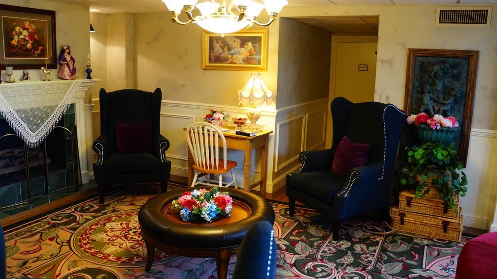 Hotel Grand Victorian Branson Esterno foto