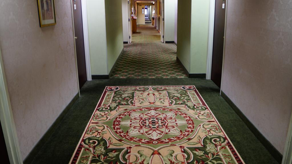 Hotel Grand Victorian Branson Esterno foto