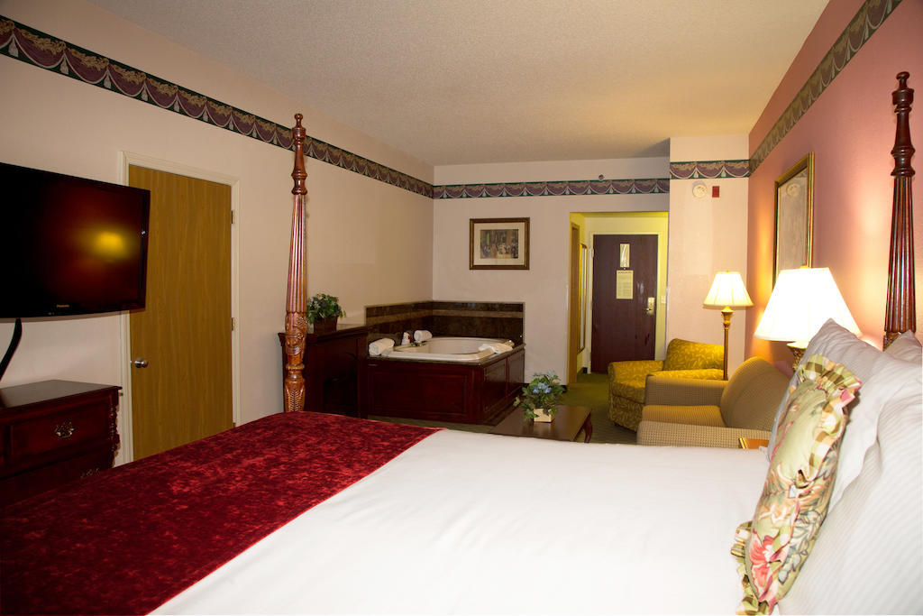 Hotel Grand Victorian Branson Esterno foto