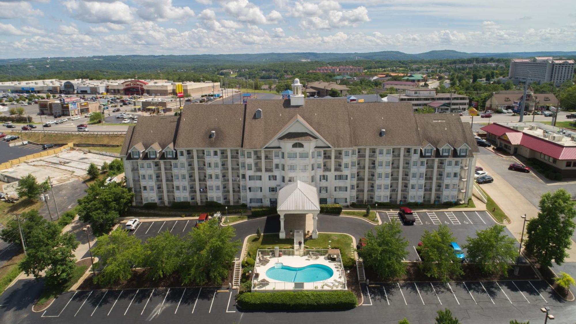 Hotel Grand Victorian Branson Esterno foto
